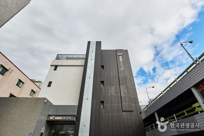 141迷你酒店（141미니호텔）