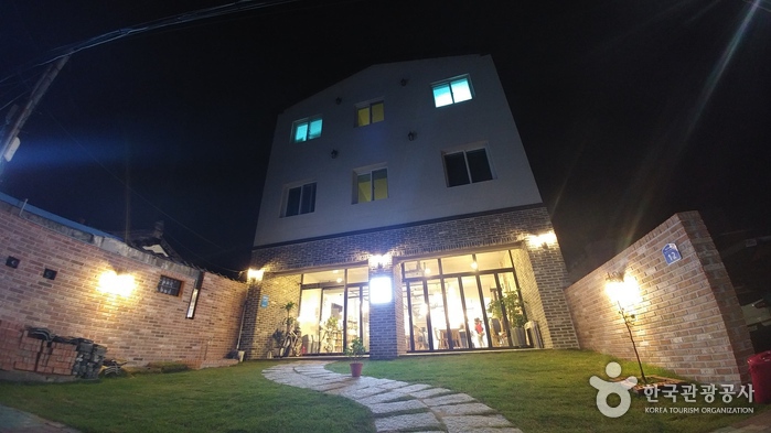 Alley Hostel & Guesthouse(앨리게스트하우스)